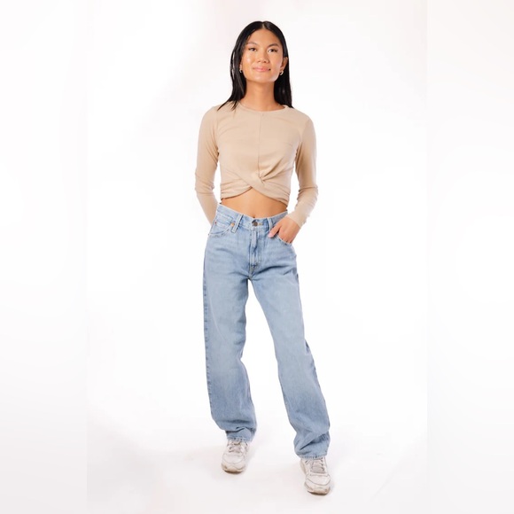 NEW Levi’s Dad Jean in This and That Light Wash - 25x30 - Picture 5 of 16